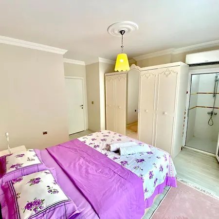 Blue White Apartment Trabzon